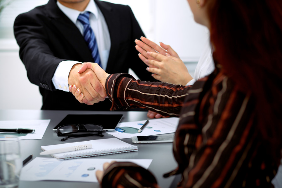 北京法律咨詢網談丈夫因內疚賠償情人150萬元妻子能要回嗎？